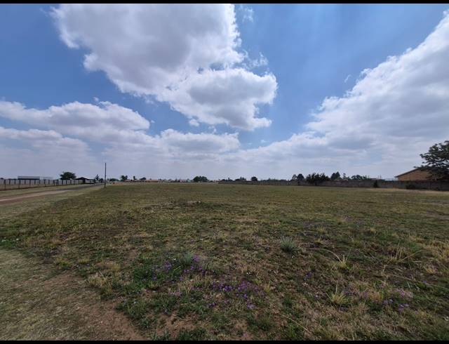 5,427M² VACANT LAND FOR SALE IN RIVERSDALE